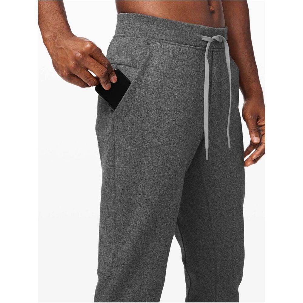 Lululemon Men's City Sweat Pants Classic *Thermo in Heathered Light Cast - Small